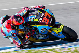 Куартараро посвятил поул серьёзно пострадавшему в аварии гонщику moto3 дюпаскье. Moto2 Und Moto3 Teams Machen Sich Bereit Fur Jerez Test Motogp