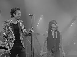 Big tunes and sharp suits. Brandon Flowers Wikiwand
