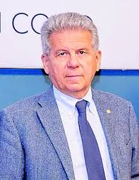 Sempre più infermieri lasciano la sanità comasca