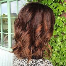 12 Braun Lob Mit Kupfer Strahnen Haare Mit Highlights Braune Haare Mit Highlights Dunkelblonde Haare