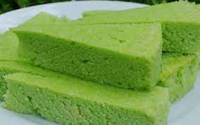 Aduk dnengan spatula hingga tercampur rata. Resep Bolu Kukus Pandan Santan Gurih Lembut Enak