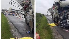 Traficul a fost blocat si deviat. Accident Intre DouÄƒ Tir Uri Pe Autostrada BucureÈ™ti PiteÈ™ti Un BÄƒrbat De 30 De Ani A Murit