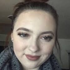 Amber Collinsworth's Instagram, Twitter & Facebook