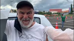 Check spelling or type a new query. Lima Duarte Posta Foto Ao Lado De Debora Duarte Minha Querida Filha Famosos Gshow