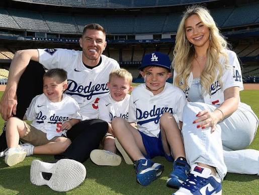 The Details of Freddie Freeman and his wife Chelsea's Love Story