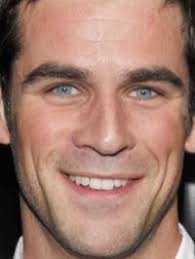 Eddie Cahill: noticias, fotos y vídeos de Edmund Patrick Cahill
