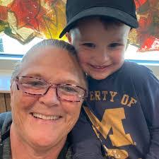 Chris Enciso's Instagram, Twitter & Facebook