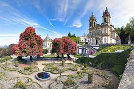 In this portuguese name, the first or maternal family name is braga and the second or paternal family name is guimarães. Ganztagige Tour In Minho Braga Guimaraes Viana Do Castelo Von Porto Mit Mittagessen Experitour Com