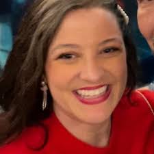 Julia Bail's Instagram, Twitter & Facebook