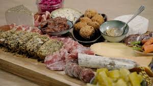Pin Op Apero