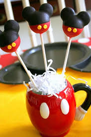 Bizcocho De Mickey Mouse De Una Libra Y Media Mickey Mouse Clubhouse Birthday Party Planning Ideas Supplies Idea Cake Pops Mickey Mouse Mickey Cake Pops Mickey Cakes