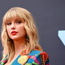 Taylor Swift reignites public feud with Scooter Braun and Big Machine over  her older music