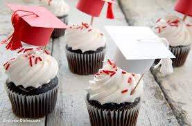 At a graduation ceremony, all of the members of a class usually wear the same colored gowns and caps. Printable Graduation Cap Cupcake Toppers
