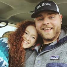 Dani Pierce (@dani_piercee)