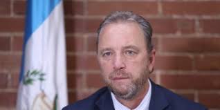 Javier Zepeda: Reapertura en aeropuertos demuestra que se cumplen las  medidas ante el coronavirus