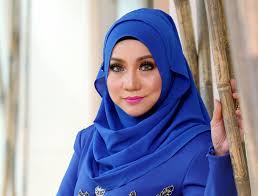 Nikmati kemudahan download dikir puteri, streaming dikir puteri, dan lirik lagu dikir puteri hanya di musik area. Biodata Noraniza Idris Latar Belakang Fakta Agama Dan Keluarga Tarahap