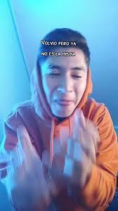 Alan Viveros's Instagram, Twitter & Facebook