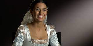Her family moved to toronto when she was two years old. The Borgias Emmanuelle Chriqui On The Borgias Showtime