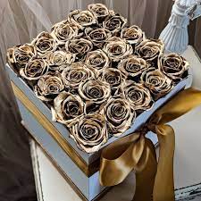 Cuanso went into debt in an effort to fulfill the orders. Box Of Gold Roses That Last For Yearsgold Bouquet Etsy Luxury Flowers Flower Boxes Rose