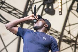 Stormzy Is Number One With Gang Signs Prayer News Diy