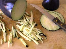 Imballo in cartone a nido d'ape: Spaghetti Con Acciughe E Melanzane Profumi In Pentola