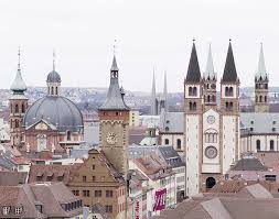 A city surrounded by vineyards, würzburg is among the warmest places in bavaria. Ire Uni Wurzburg