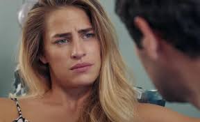 Clémentine harcelée même la nuit