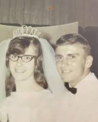 Samantha Coe's Instagram, Twitter & Facebook