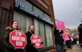 State Lawmakers Rush To Protect Funding For Planned Parenthood Pbs Newshour