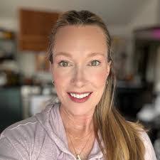 Tabetha Woods's Instagram, Twitter & Facebook