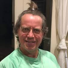 Dr. Bernard Gallacher, MD