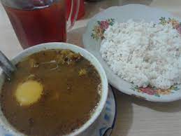 Pallu Basa Plus Alas Makanan Kelapa
