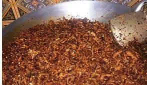 Sedapnya sambal goreng kentang berpadu dengan nasi hangat, dimakan ketika cuaca dingin, nikmaaat. Sambal Bilis Garing Kering Ada Je Dihidang Memang Makan Berselera Keluarga