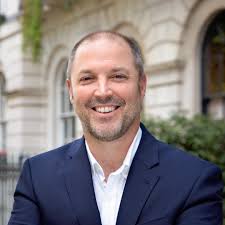 Troy Hayes's Instagram, Twitter & Facebook