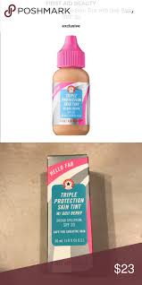 Nwt First Aid Beauty Protection Skin Tint Light Spf 30 Triple Protection Skin Run With Goji Berry First Aid Beauty Makeup First Aid Beauty Beauty Beauty Cream