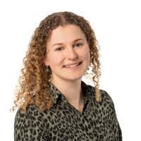 Amber Bosma's Instagram, Twitter & Facebook