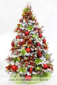 If you think that you need to give your employees some respite from regular monotony of the work life, then you should definitely think of some of the office. Show Me Decorating 2013 Christmas Tree Themes Inspiration And Diy Christmas Tree Christmas Tree Themes Holiday Christmas Tree