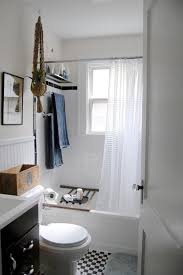 There must be clean towels in case the guests drop by. 15 Towel Storage Ideas For A Small Bathroom Apartment Therapy