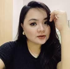 Hadasa Von Camporaso Carbon