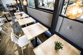 Bellevue Cafe Restaurant Bar Interior Design Studio Yaya Jacob Mayer Voigt Sitzbank Gepolstert Tische Desig Stuhl Design Cafe Cafe Restaurant