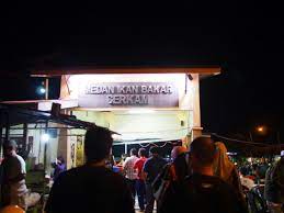 Selain di ikan bakar melaka di sungai duyong dan umbai, satu lagi destinasi ikan bakar selera melaka yang juga popular di kalangan pelancong ialah di medan ikan bakar serkam yang terletak di merlimau, jasin dan berdekatan degan masjid jamek serkam. Ikan Bakar Serkam Makan Travel Sembang Leisure