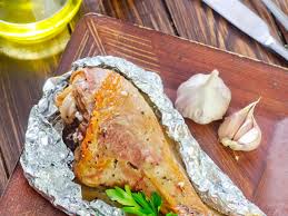 Cuisses De Poulet A L Ail Et Au Thym Recette En 2020 Recette Cuisse Poulet Cuisses De Poulet Ailes De Poulet