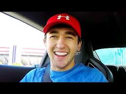 NASCAR's Chase Elliot Gives A Crash Course in Driving to Dude Perfect's  Garrett