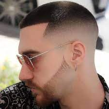 Quali sono i tagli di capelli corti da uomo più cool? Capelli Corti Uomo Tagli 2020 Capelli Corti Uomo Capelli Uomo Rasati Capelli Uomo