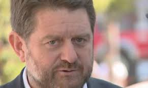 Orrego gana la primaria para gobernador con aplastante victoria de apenas. Chile Il Governatore La Critica Segunda Vuelta En La Rm Correo De Los Trabajadores