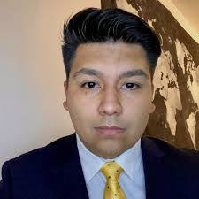 Gerardo Yepez's Instagram, Twitter & Facebook