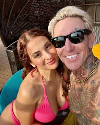 I still don't know how I got so lucky! Happy Valentine's Day babe! You're  incredible