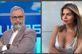 Con una ecografía en sus manos y una enorme sonrisa, angie balbiani anunció en instagram que está embarazada. Para Rial Que Lo Mira Por Tv Angie Balbiani Y Una Sutil Lanza A Intrusos Directo Al Ego De Rial Minuto Neuquen