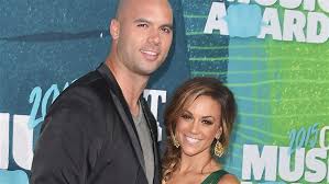 Country singer and actress jana kramer has separated from her husband, former nfl tight mike caussin and jana kramer attend the 2015 cmt music awards at the bridgestone arena on june 10. Jana Kramer Reveals She S Renewed Vows With Husband