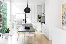 Kitchen wall decor rustic kitchen signs black and white kitchen decor modern farmhouse signs for kitchen dining room wall decor. Kitchen Decor Idea With Black And Golden Touches